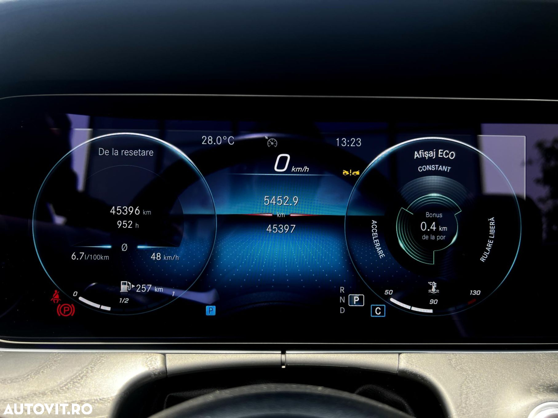 Mercedes-Benz E - 31