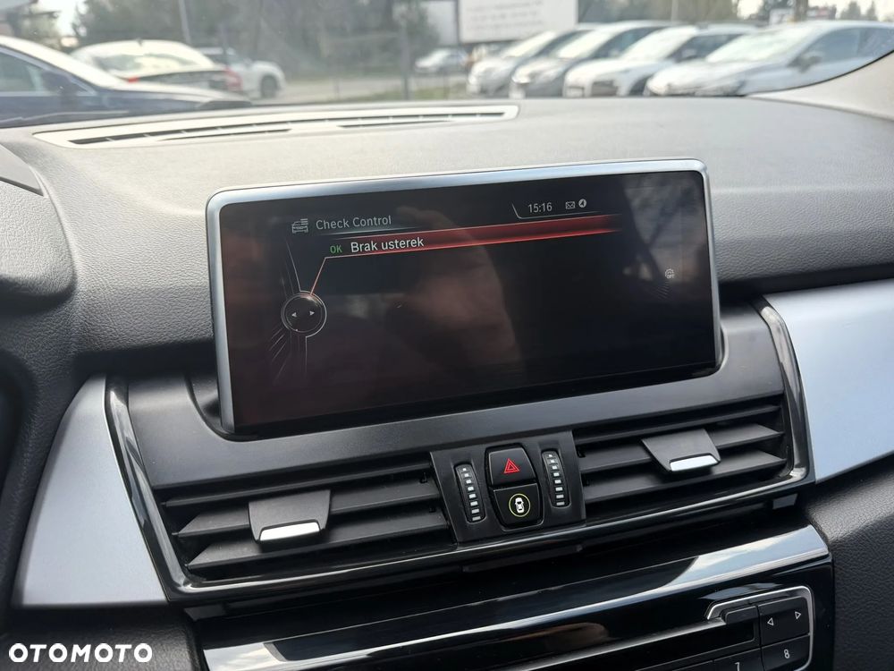 BMW Seria 2 218d xDrive Sport-Aut Advantage - 24