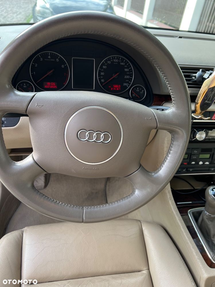 Audi A4 ver-2-4 - 3