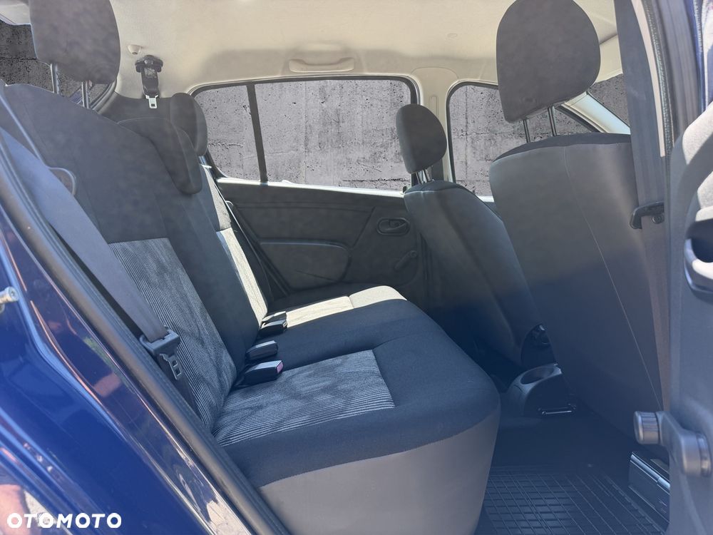 Dacia Sandero 1.2 16V Laureate II - 12