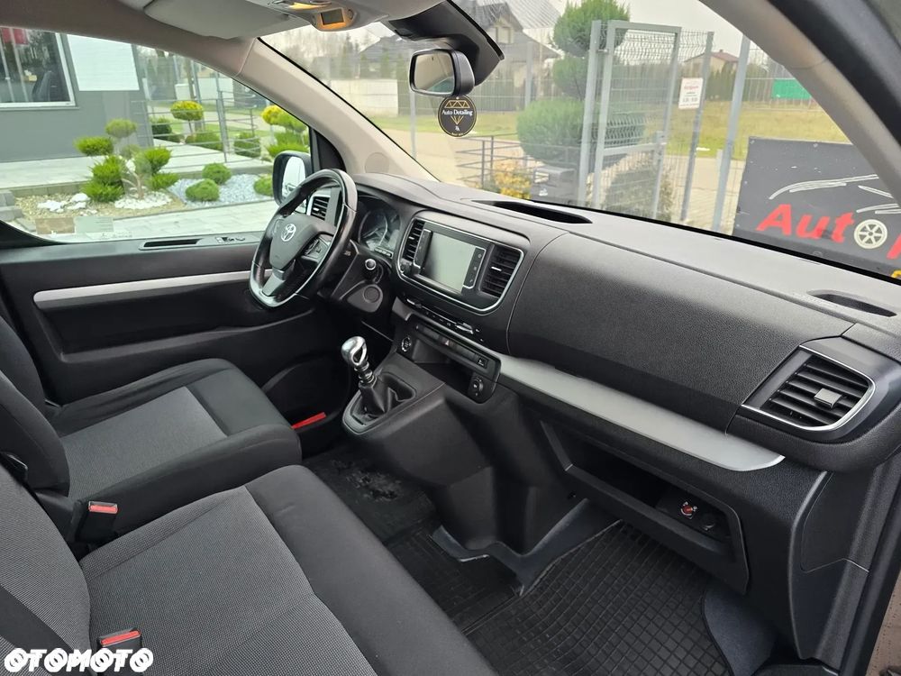 Toyota Proace Verso 2.0 D4-D Medium VIP - 20