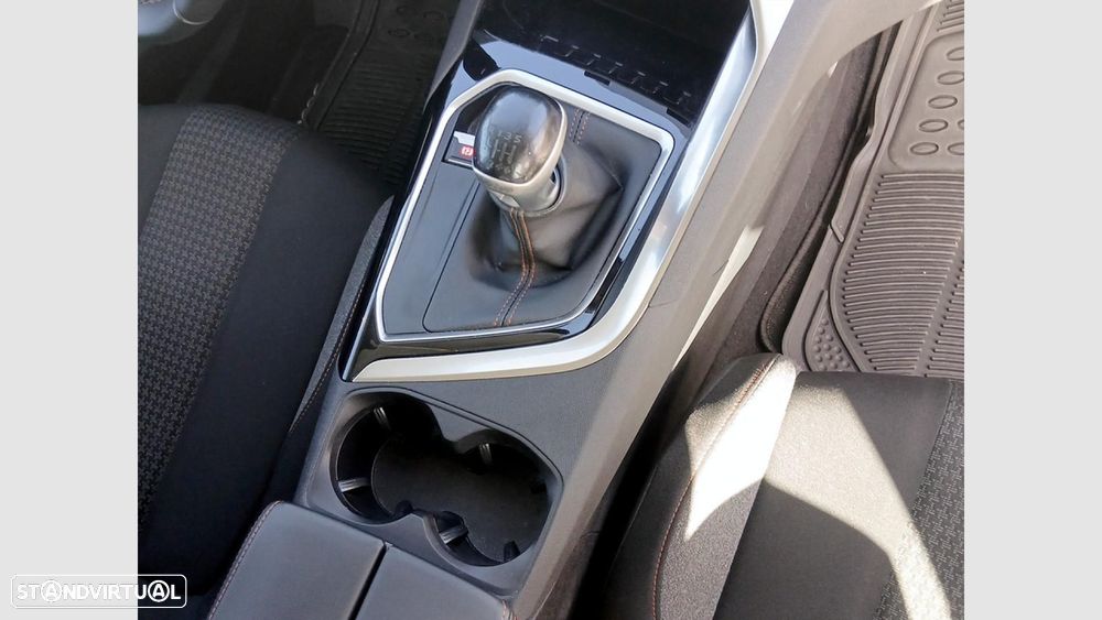 Peugeot 3008 1.5 BlueHDi Active - 22