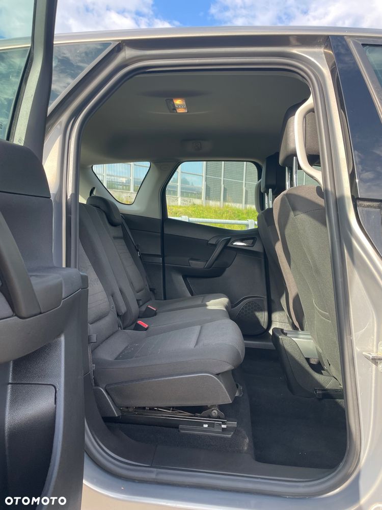 Opel Meriva - 24