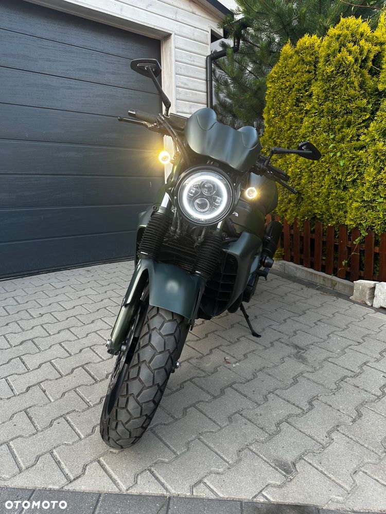 Honda X11 - 1