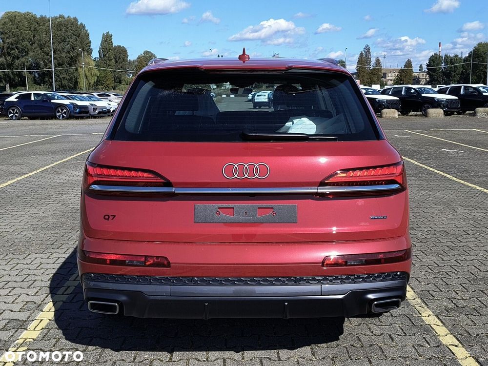 Audi Q7 - 10