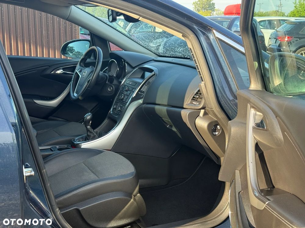 Opel Astra 1.4 Turbo Exklusiv - 18