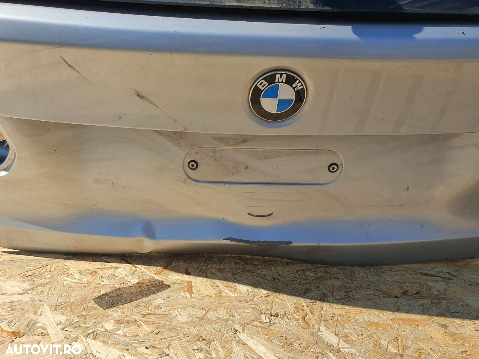 Haion Hayon Cu Luneta Bmw F31 Defect In Partea De Jos Livram Oriunde In Tara - 7