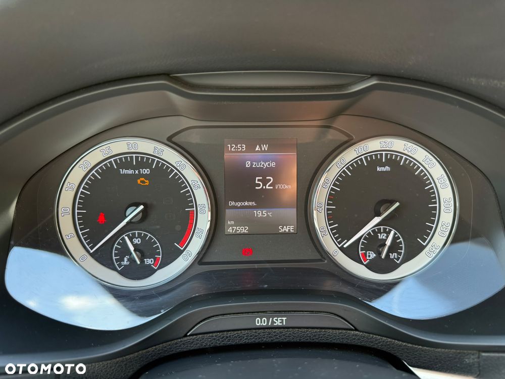 Skoda Karoq 1.6 TDI 4x2 Style - 4