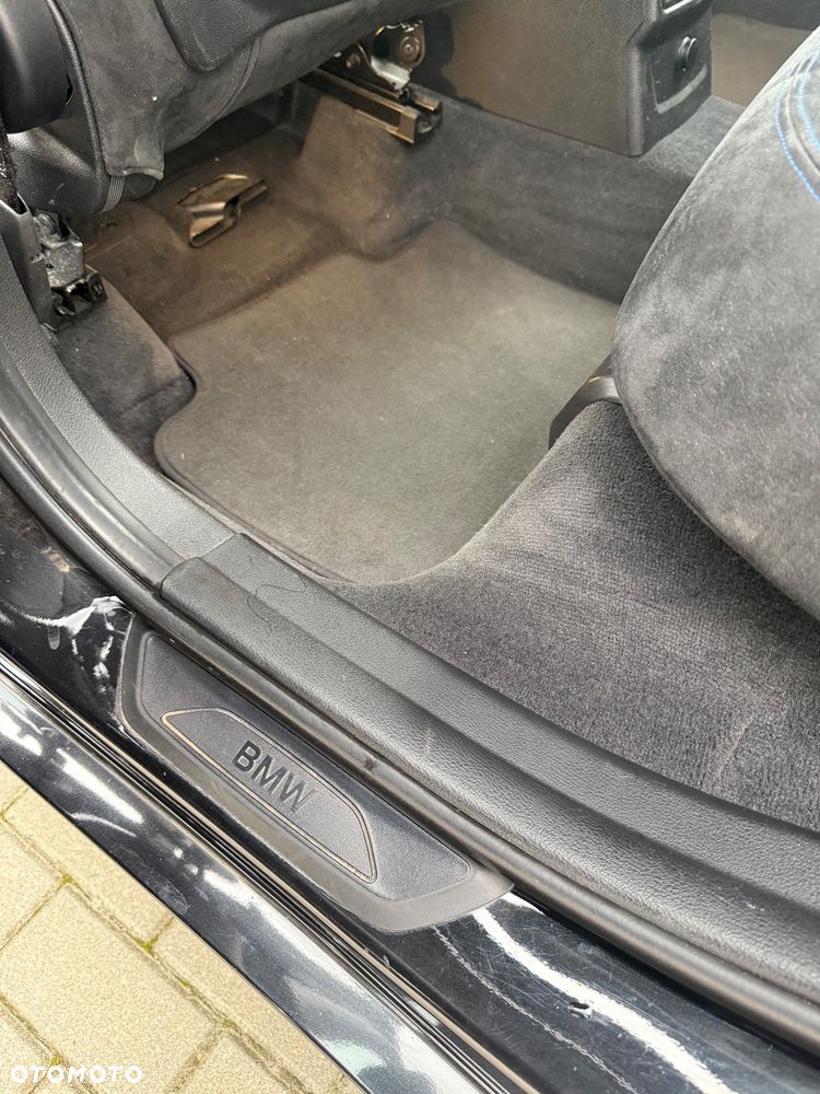 BMW X1 - 10