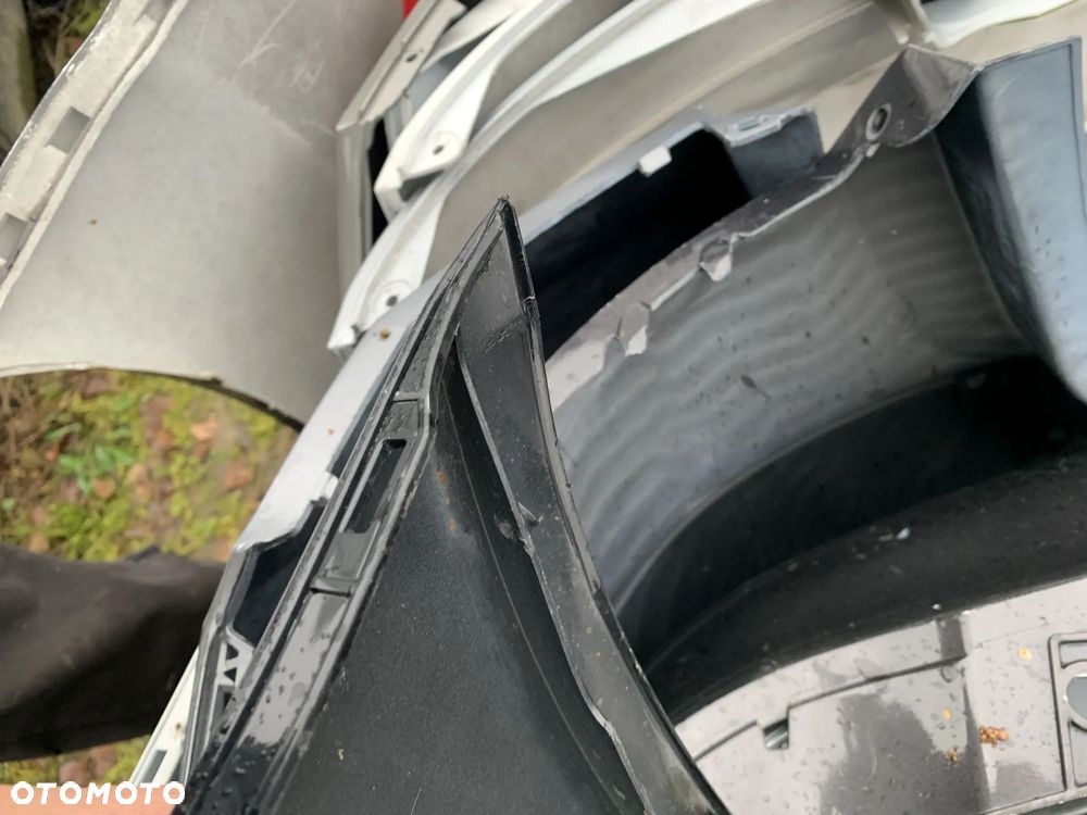 AUDI A4 B7 KOMBI 2004-2008 ZDERZAK TYLNY TYŁ - 9