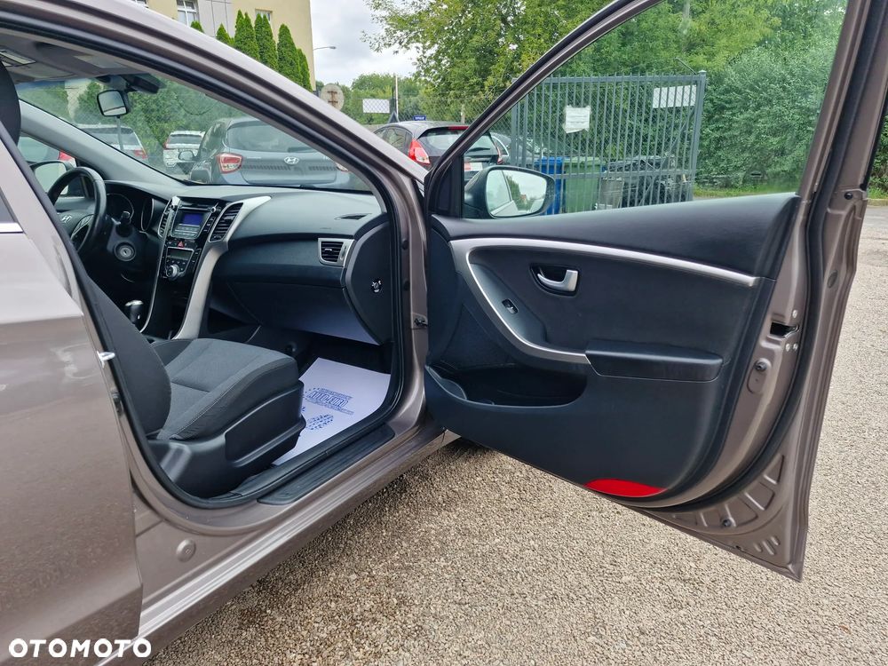 Hyundai i30 1.6 GDI Comfort - 18