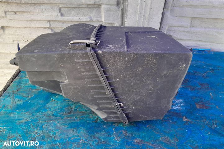 Carcasa filtru aer 4F0133843A - 2.0 TDI 4F0133843A - 2.0 TDI Audi A6 - 3