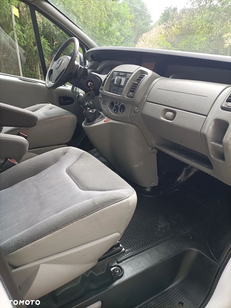 Opel Vivaro - 6