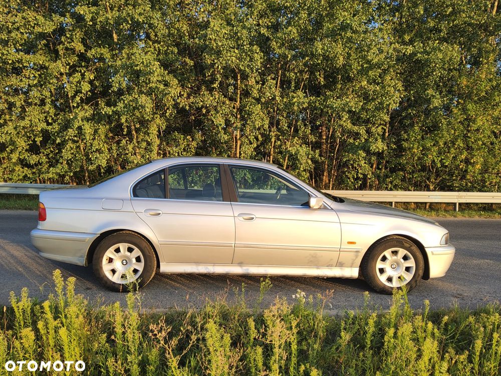 BMW Seria 5 520d - 9