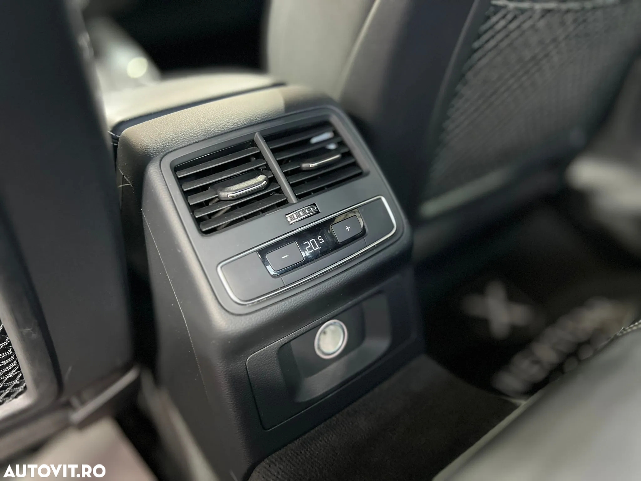 Audi A4 2.0 TDI quattro S tronic Sport - 21