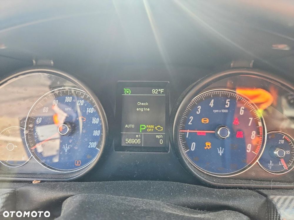 Maserati GranTurismo - 10