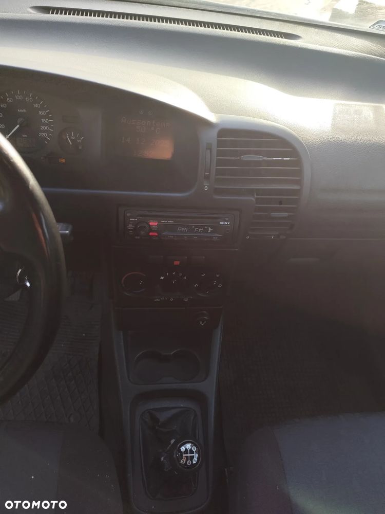 Opel Zafira 2.0 DTI Elegance - 9