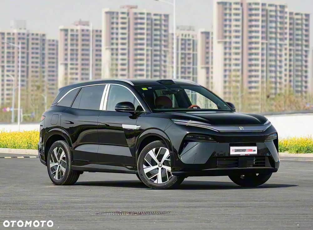 BYD Tang Flagship - 3