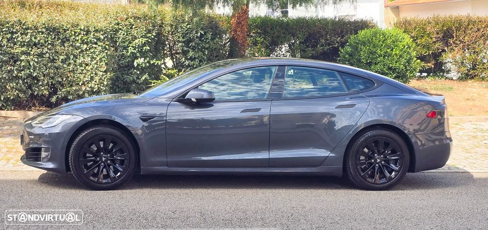 Tesla Model S Long Range - 3