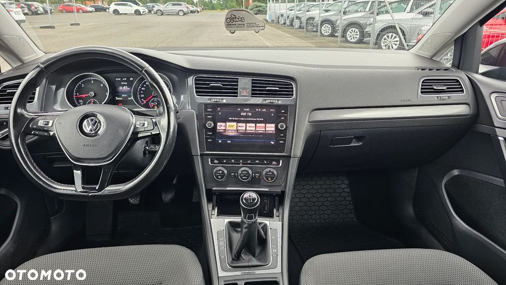 Volkswagen Golf 1.6 TDI BMT Comfortline - 7