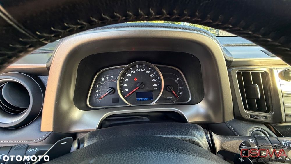 Toyota RAV4 - 22