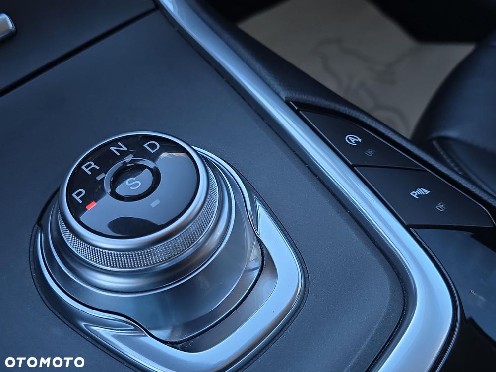 Ford S-Max 2.0 EcoBlue Titanium - 22