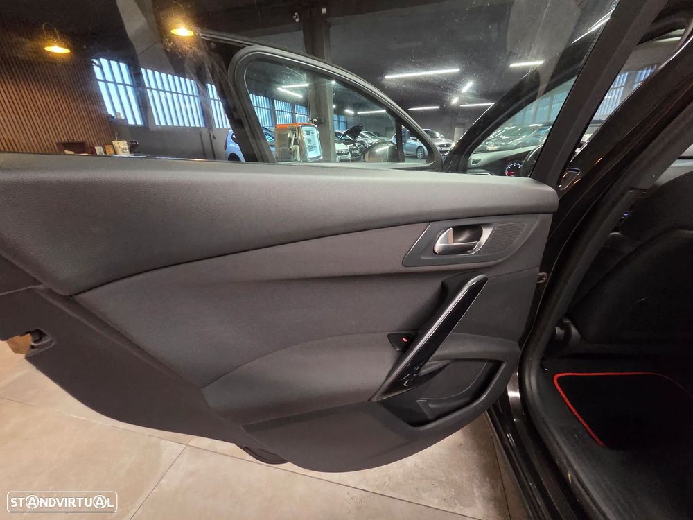 Peugeot 508 SW 1.6 e-HDi Allure 2-Tronic 105g - 11