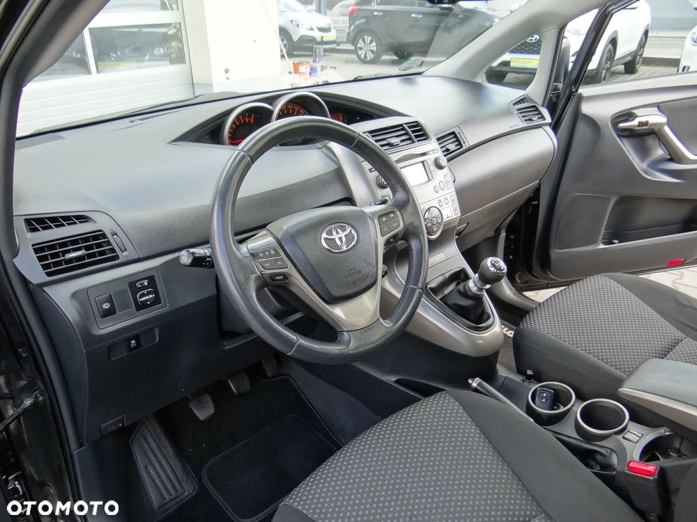 Toyota Verso 1.8 7-Sitzer Skyview Edition - 22