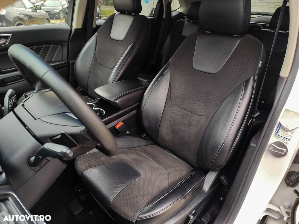 Ford Edge 2.0 TDCi Bi-Turbo 4x4 Sport - 32