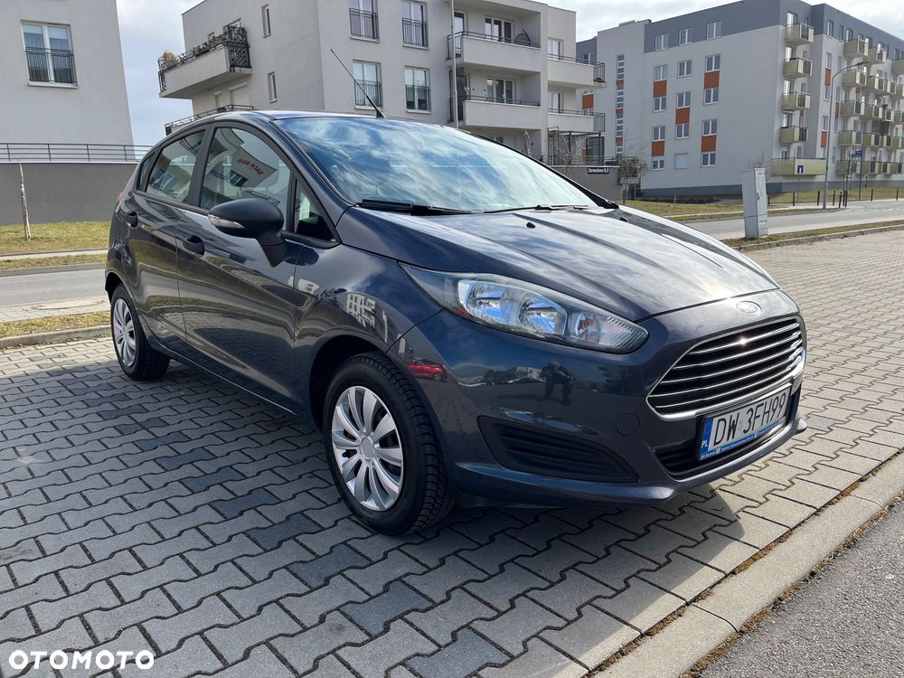 Ford Fiesta 1.25 Trend EU5 - 19