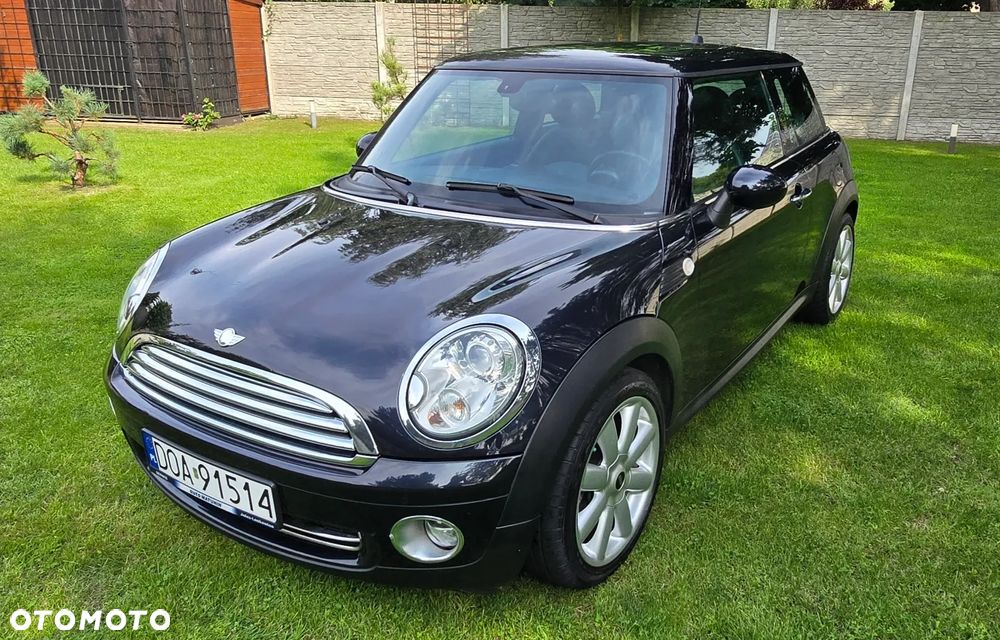 MINI Cooper Standard - 1