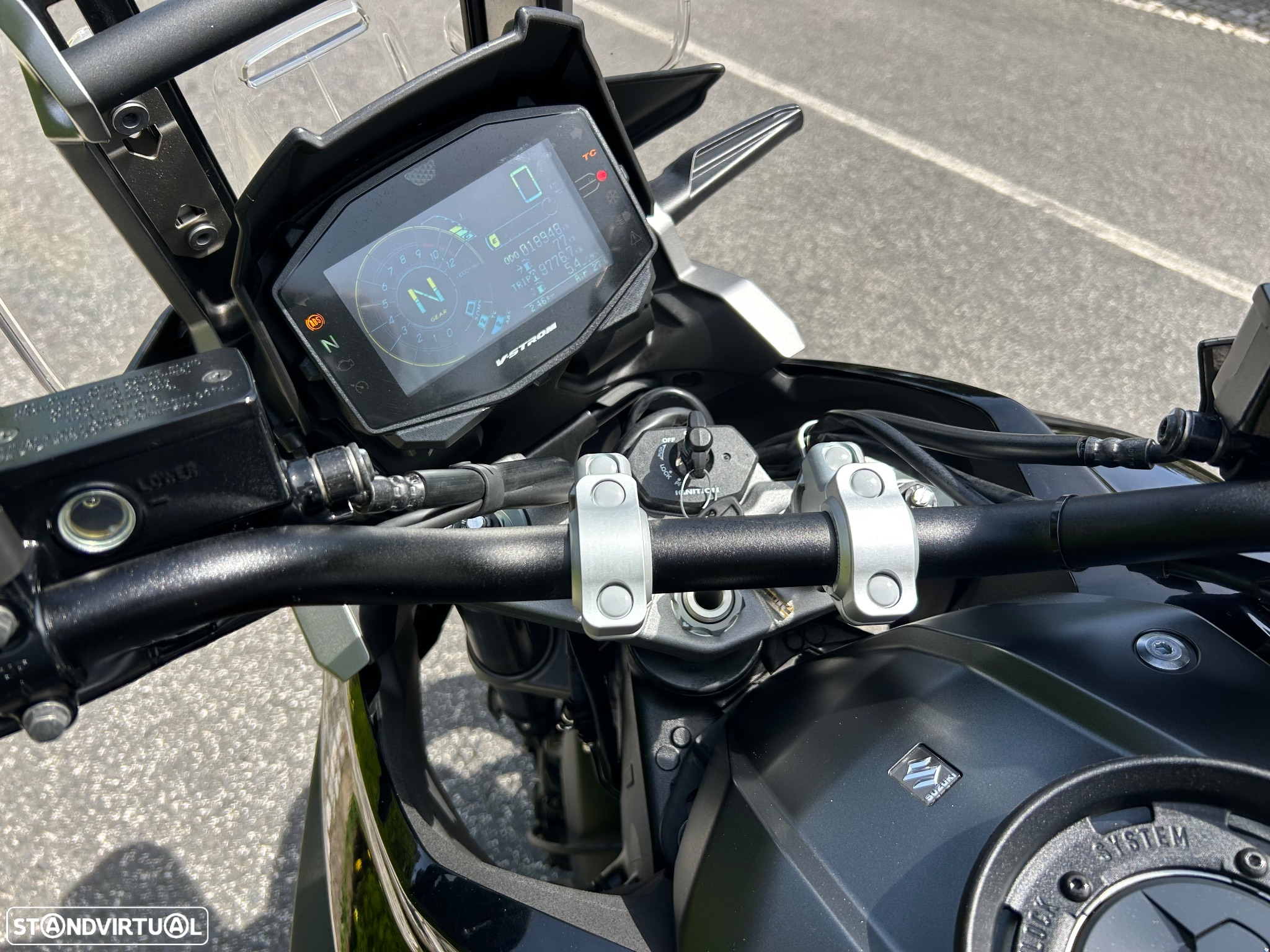 Suzuki DL V Strom 1050 de - 14