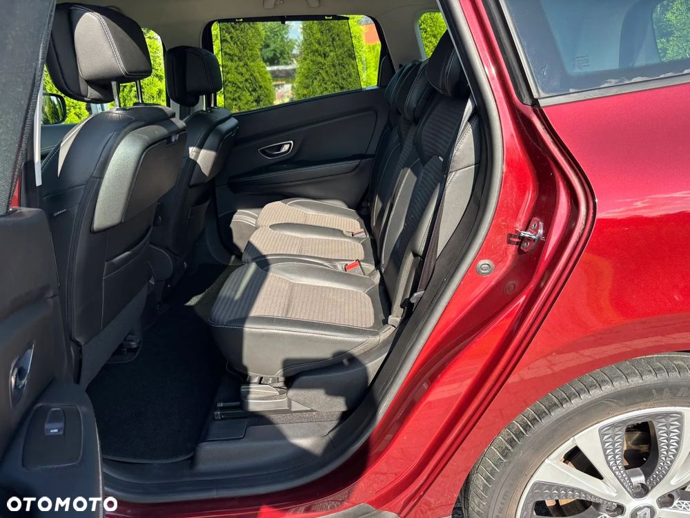 Renault Grand Scenic ENERGY TCe 130 INTENS - 17