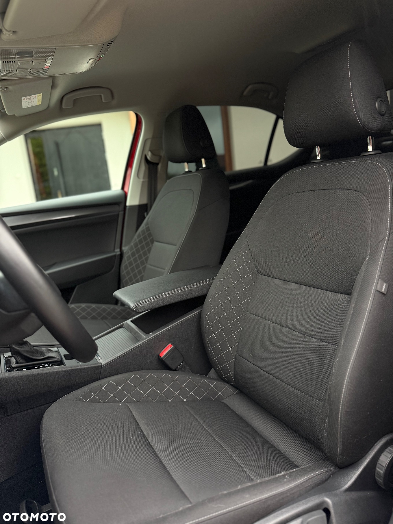 Skoda Superb 2.0 TDI SCR Ambition DSG - 27