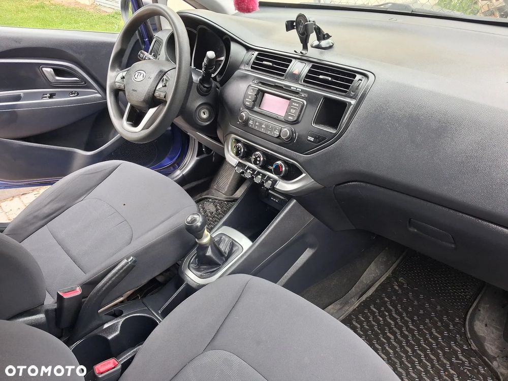 Kia Rio 1.2 M - 9