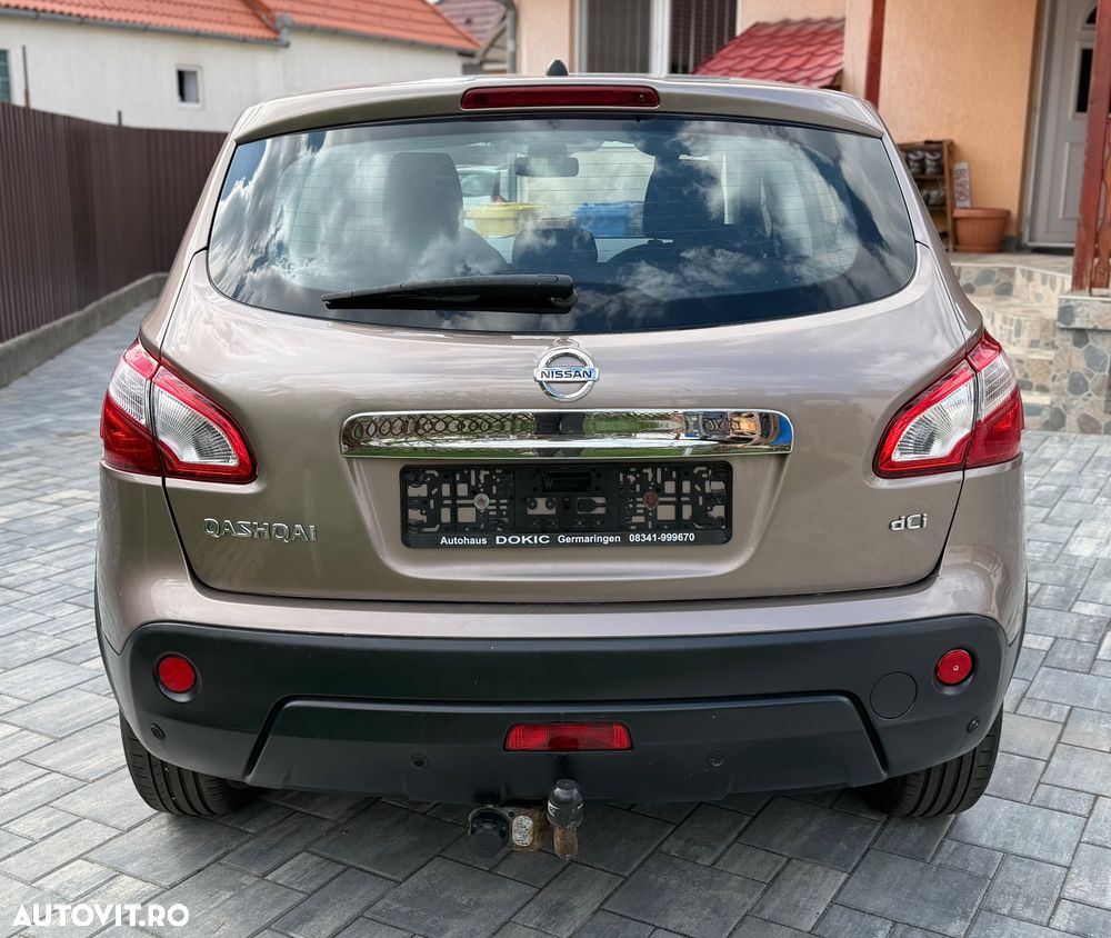 Nissan Qashqai 1.6 DCI 4 x 4 DPF Start/Stop tekna - 10