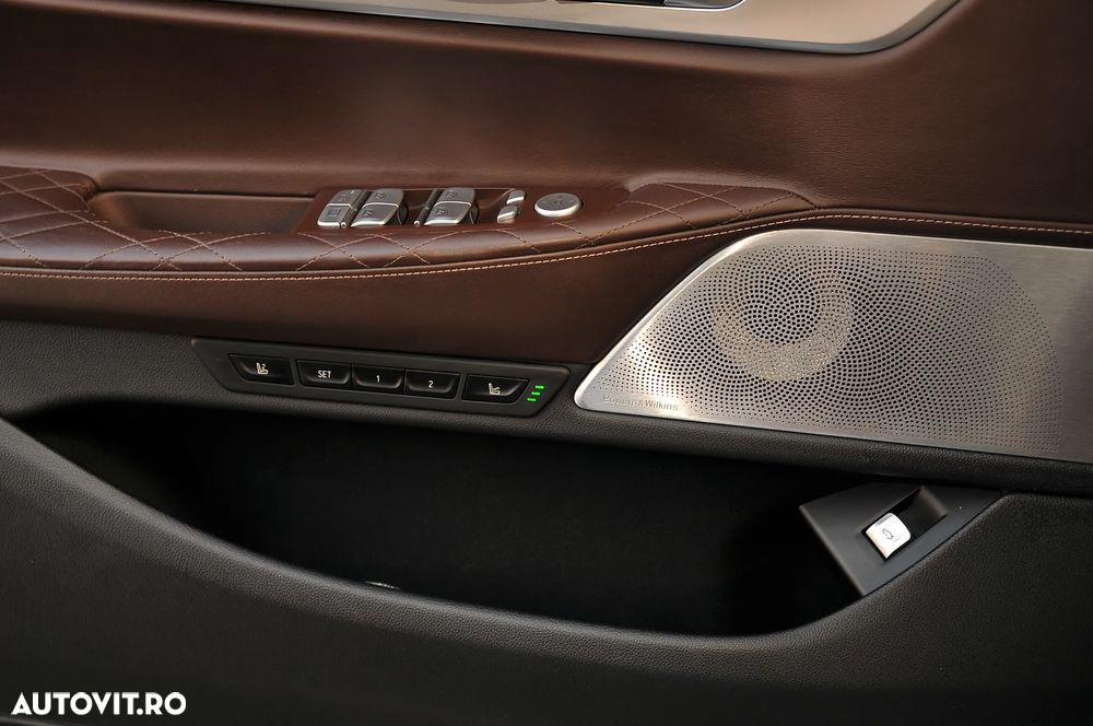 BMW 7 Series 2019 — imagine 30