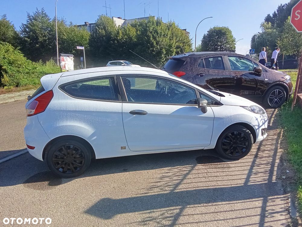 Ford Fiesta - 3