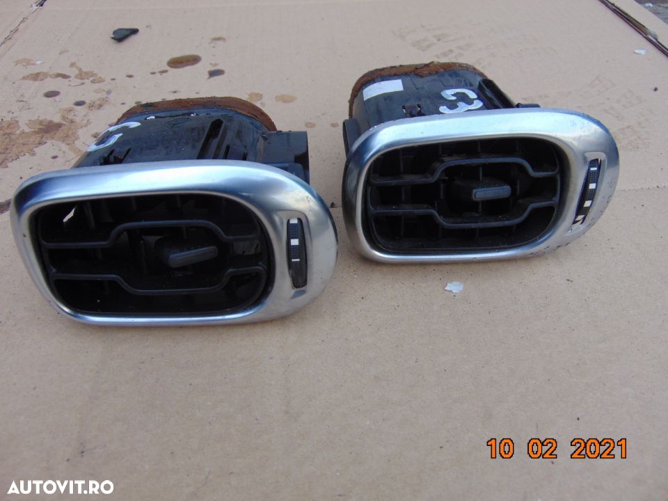 Grile ventilatie bord Citroen c3 picasso grile bord stanga dreapta dezmembrez - 1
