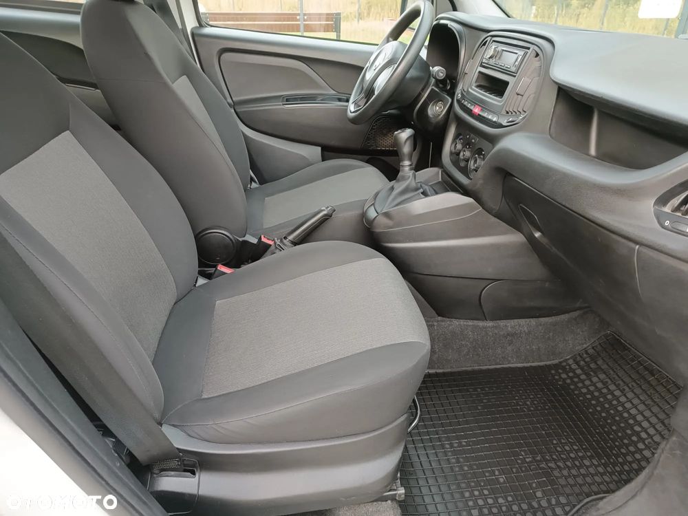 Fiat Doblo Kombi Maxi Active - 16
