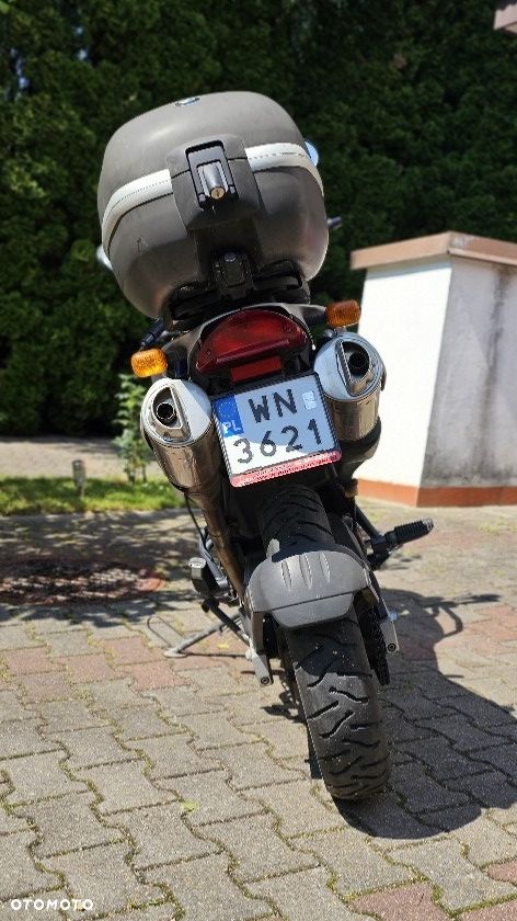 BMW F - 4
