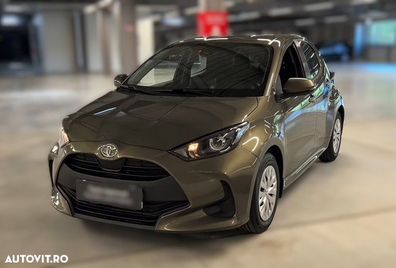 Toyota Yaris 1.5 VVT-i HSD Dynamic Plus - 1