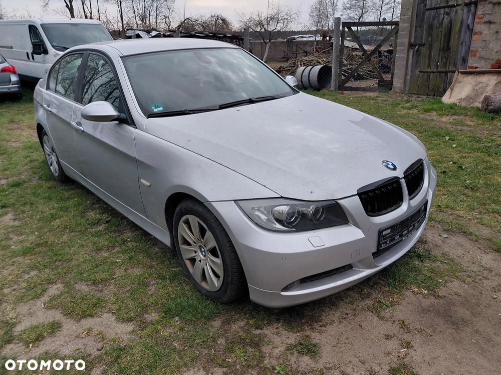 BMW Seria 3 320i - 7