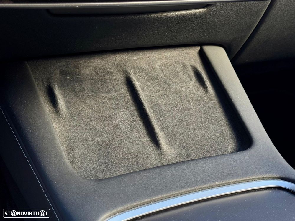 Tesla Model Y Tração Traseira - 42