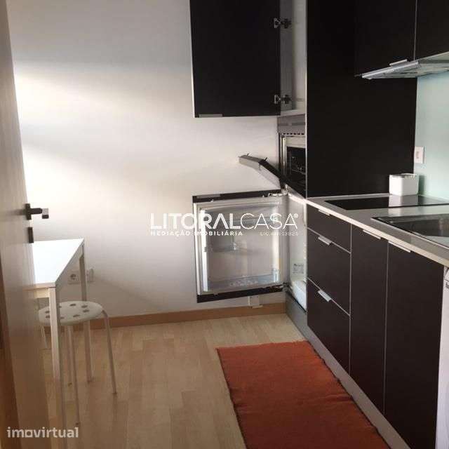 Apartamento T0 | Arrendamento | Universidade - Grande imagem: 2/10
