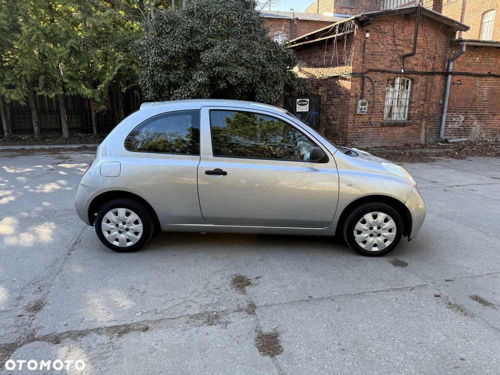 Nissan Micra - 5