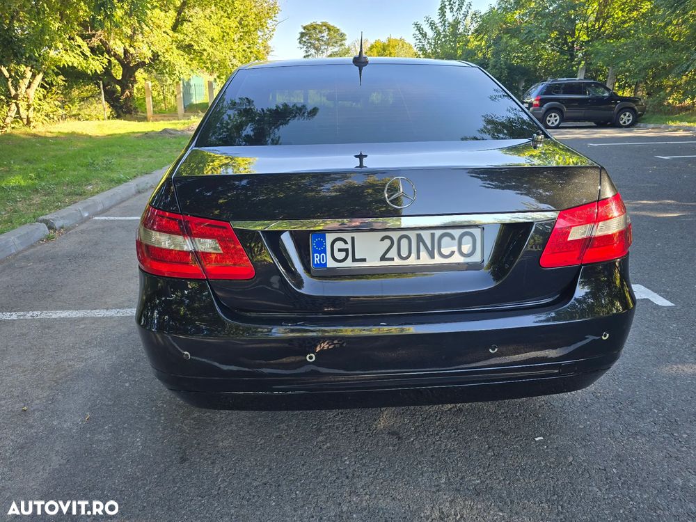 MERCEDES-BENZ E-Class 2011 — imagine 3