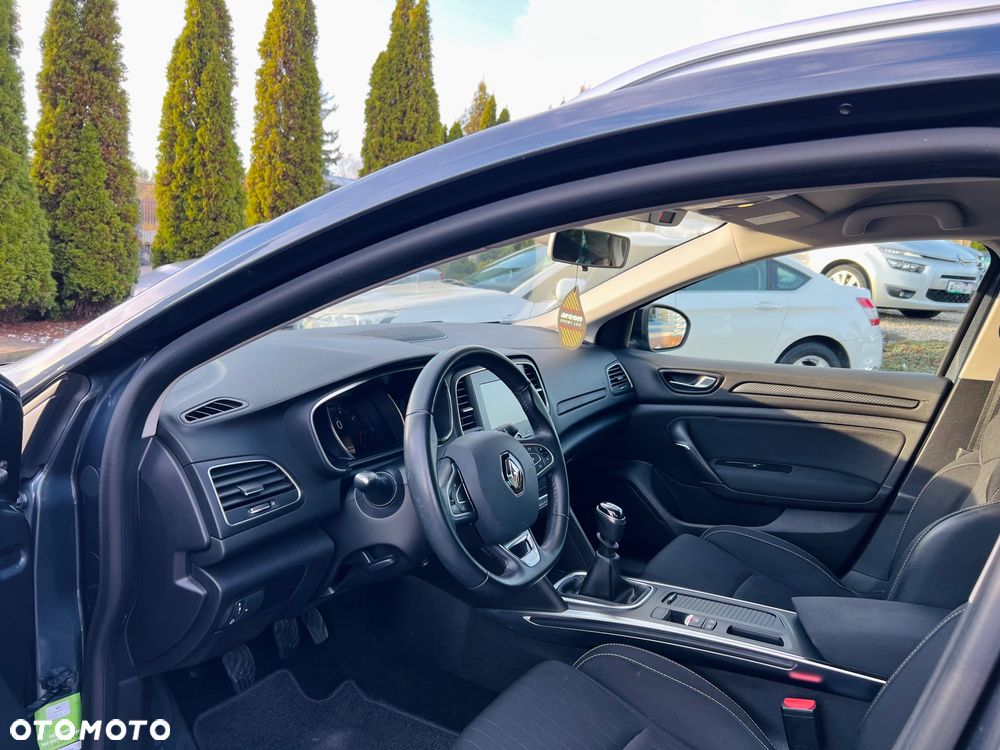 Renault Megane 1.3 TCe FAP Limited - 10