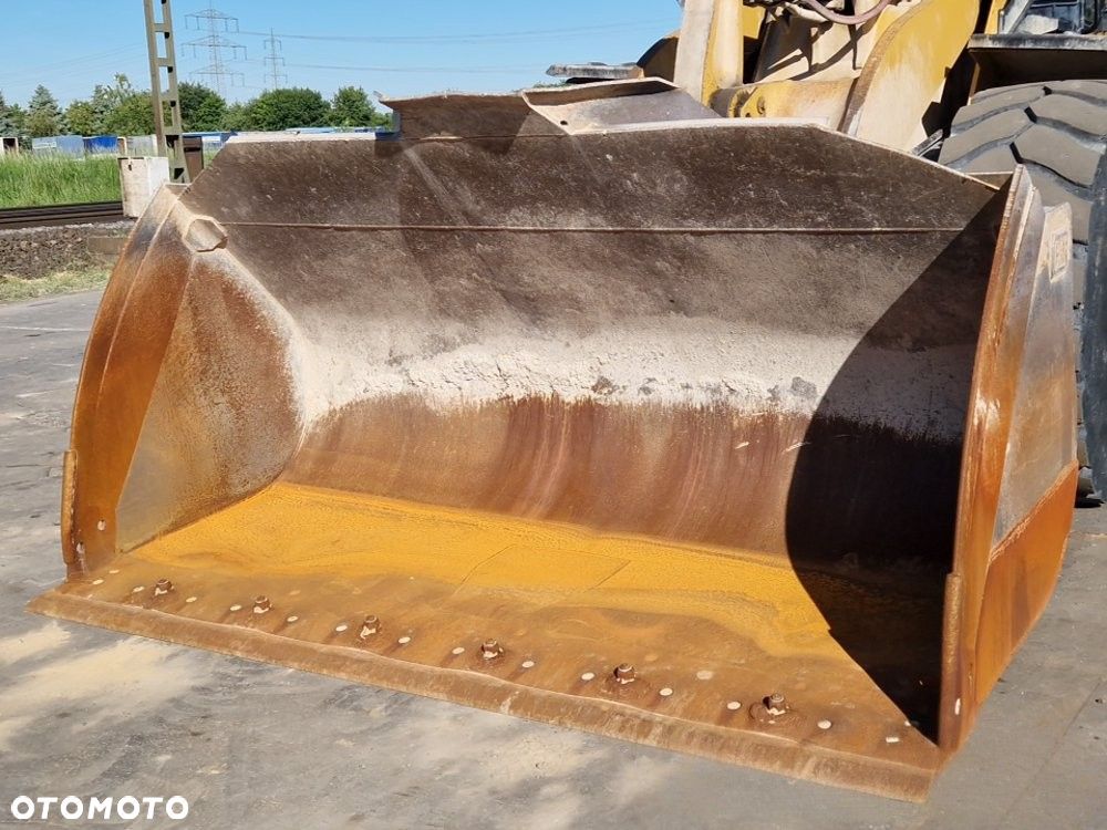 Caterpillar 966M - 4