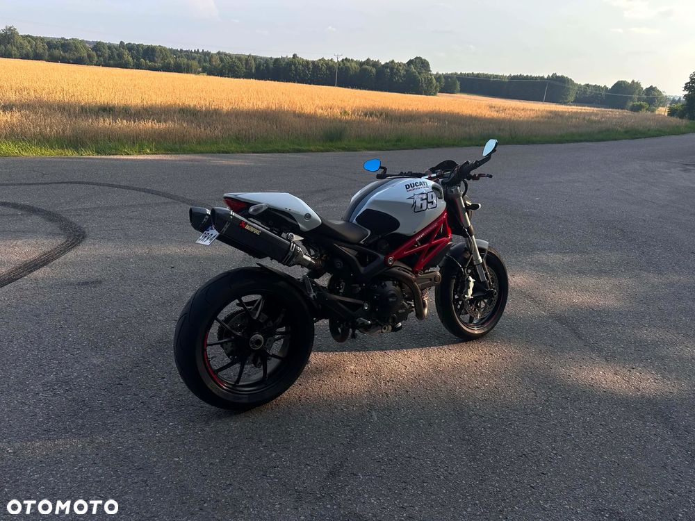 Ducati Monster - 19